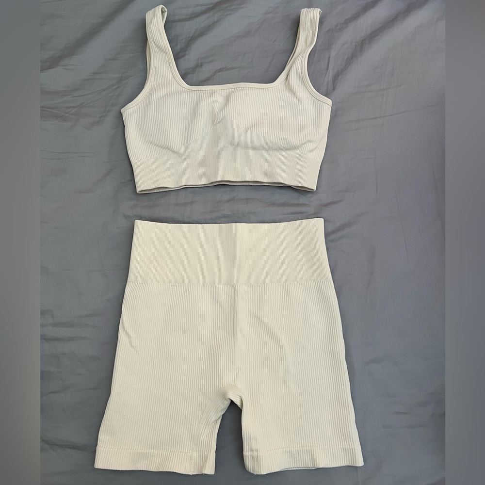 Amazon workout set